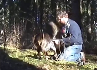 Zoo XXX with plenty of finger and rimjob action